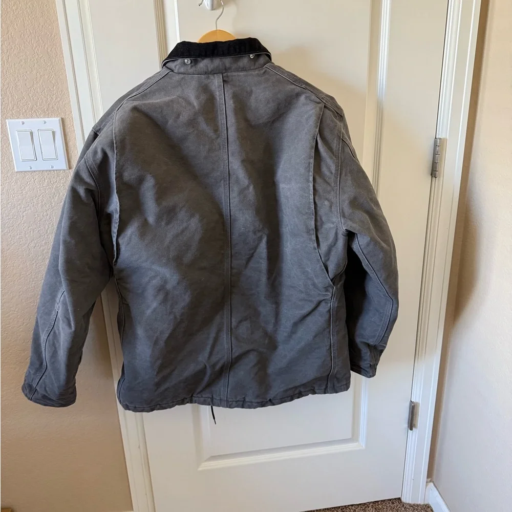 LIKE NEW MENS CARHARTT INSULATED JACKET SIZE L - Picture 2 of 11